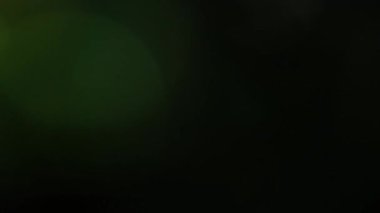 Stüdyoda Siyah Arkaplan Üzerine Gerçek Lens Fişeği Çekimi