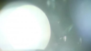 Gerçek Lens Flare atış Studio siyah arka plan üzerinde. Kolay yer paylaşımı veya ekran filtresi eklemek