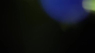 Stüdyoda Siyah Arkaplan Üzerine Gerçek Lens Fişeği Çekimi