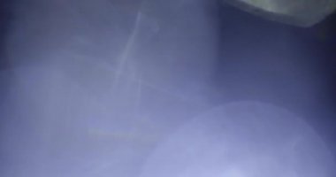 Stüdyoda Siyah Arkaplan Üzerine Gerçek Lens Fişeği Çekimi