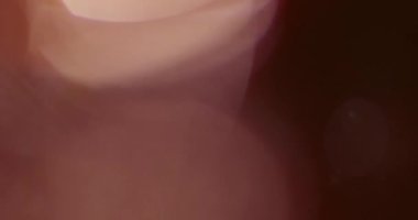 Stüdyoda Siyah Arkaplan Üzerine Gerçek Lens Fişeği Çekimi