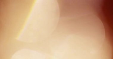 Stüdyoda Siyah Arkaplan Üzerine Gerçek Lens Fişeği Çekimi