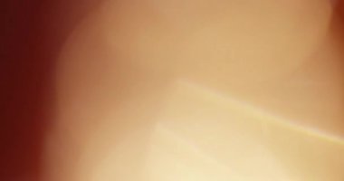 Stüdyoda Siyah Arkaplan Üzerine Gerçek Lens Fişeği Çekimi