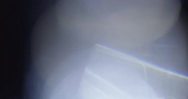 Stüdyoda Siyah Arkaplan Üzerine Gerçek Lens Fişeği Çekimi