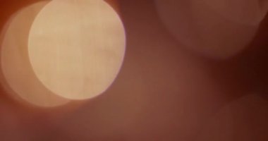 Stüdyoda Siyah Arkaplan Üzerine Gerçek Lens Fişeği Çekimi