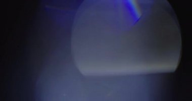 Stüdyoda Siyah Arkaplan Üzerine Gerçek Lens Fişeği Çekimi