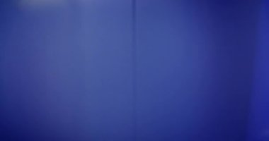 Stüdyoda Siyah Arkaplan Üzerine Gerçek Lens Fişeği Çekimi