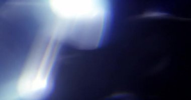 Stüdyoda Siyah Arkaplan Üzerine Gerçek Lens Fişeği Çekimi