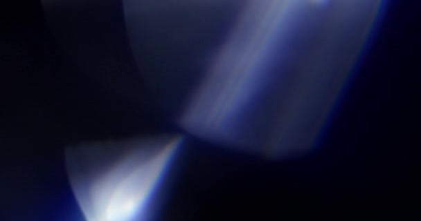 Reale lente bagliore girato in studio su sfondo nero — Video Stock