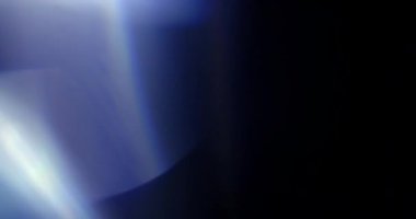 Stüdyoda Siyah Arkaplan Üzerine Gerçek Lens Fişeği Çekimi