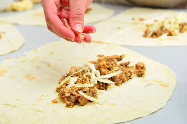 Cooking Turkish Shawarma Home — Stock Photo, Image