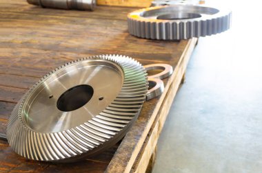 Üretim sonrası rafta yeni Konik dişli