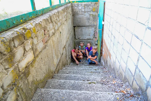 Children Basement Three Boys Girl Iron Door Hiding Steps World — Stock Photo, Image