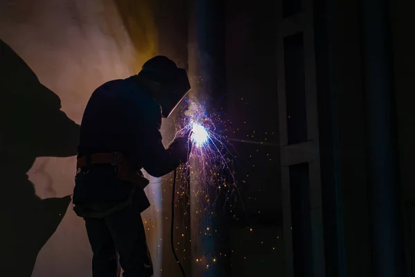 Worker Welder Working Clothes Welding Mask Leather Gloves Hole Pipe — Stock Photo, Image