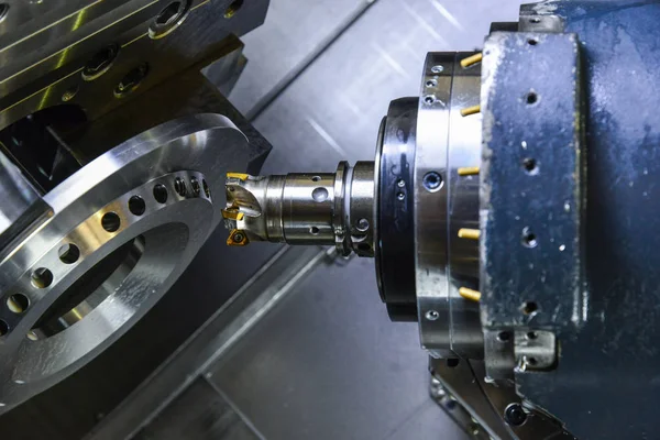 Maszyny Cnc Toczenie Metalu Narzędziem Skrawającym Centrowania Narzędzia Pojęcie Przetwarzania — Zdjęcie stockowe