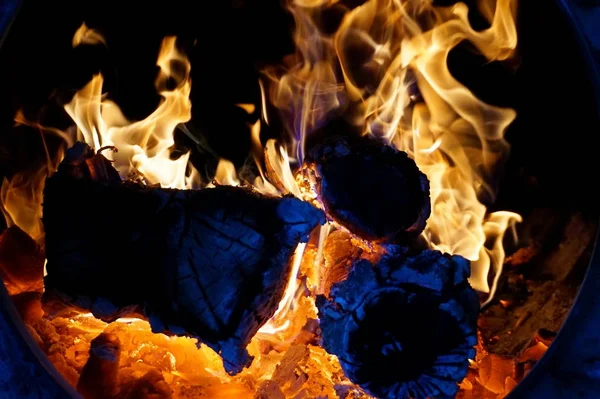 Огонь Камине Языки Пламени Горящего Бревна Огне — стоковое фото