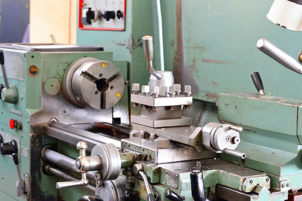Lathe. units and aggregates of mechanical equipment.