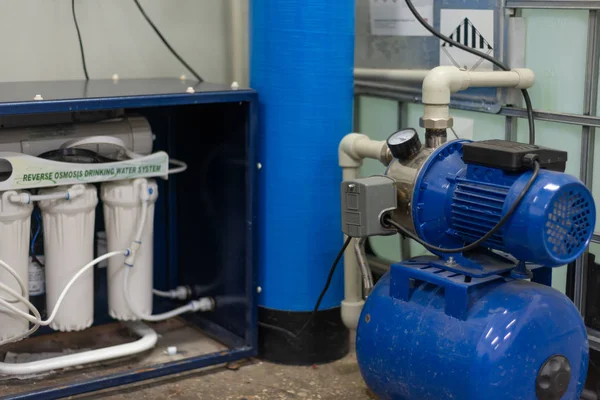 Estación de bombeo para el tratamiento de agua dulce doméstica . — Foto de Stock