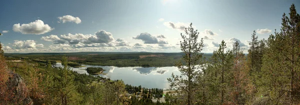 Vista panorâmica de Tjarnstanberget perto de Mala, no norte da Suécia — Fotografia de Stock