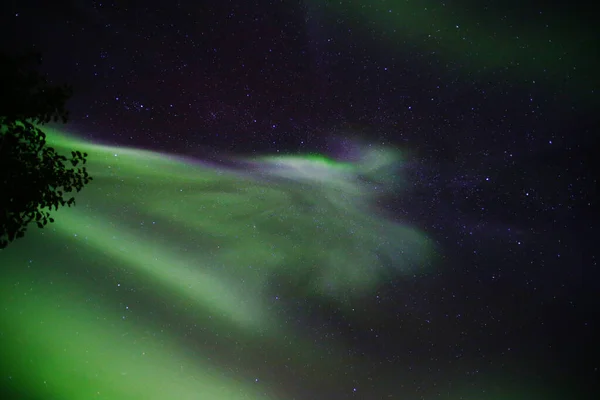 Pohled zpod severních světel na Skandinávii — Stock fotografie