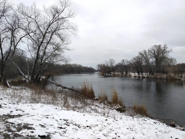 Ice covered lake — Stock Photo, Image