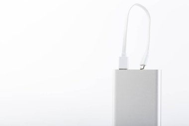 Mobil cihazları şarj etmek için güç banka. Beyaz akıllı telefon şarj cihazı gücü Bankası ile. pil banka. Mobil cihazlar için harici pil.