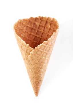 Waffle dondurma külahı beyaz arka planda izole