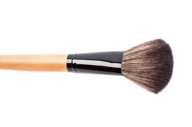 Beyaz bitti izole çeşitli makyaj fırçaları. ahşap makyaj fırçaları. Duo fiber Vakfı makyaj fırça. Stil. Moda. Son saatlerinde yanında bulunanlar. Kozmetik.