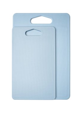 Kesme tahtası. Beyaz arka planda plastik mutfak tahtası. Mutfak eşyaları.