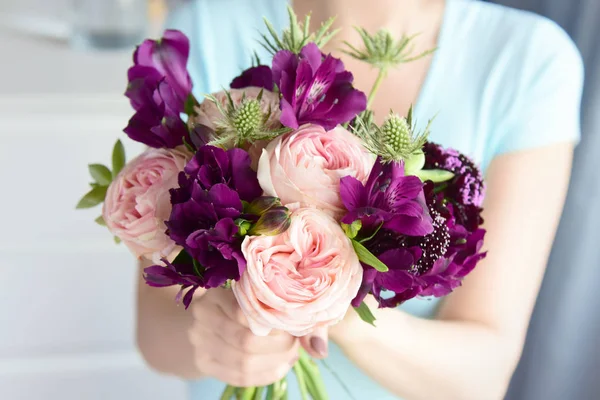 Bellissimo Bouquet Sposa Insolito Rose Alstromeria Succulente Spine Fiori Nelle — Foto Stock