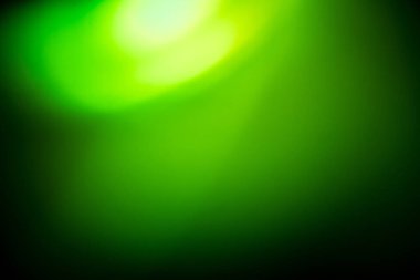 Soyut yeşil ve sarı bulanık ışık arkaplanı. Bulanık hareket gradyan karışık renk arkaplanı. Yaratıcı tasarım, pazarlama malzemeleri, teknolojik görseller ve modern grafik sanat projelerinde kullanım için ideal