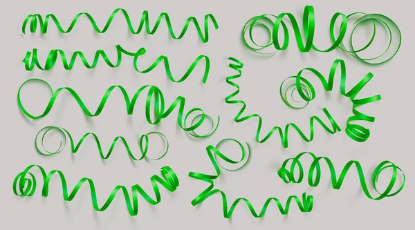 Набор реалистичных зеленых лент на сером фоне. Векторная иллюстрация. Может использоваться для поздравительных открыток, праздников, баннеров, подарков и т.д.. — стоковый вектор