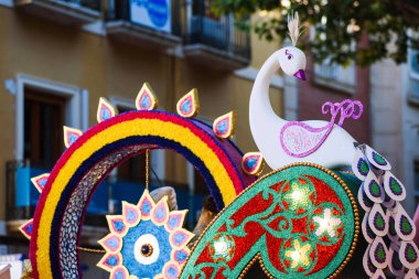 İspanya Denia 16 Temmuz 2017 karnaval insanlar. Yaz kutlamalar Denia Alicante şehir, karnaval sokaklarda insanlar giyinmiş...