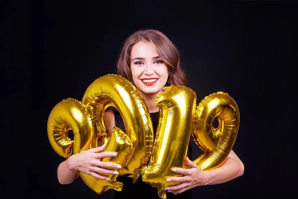 Leende Flicka Med Ljusa Make Kul Med Gyllene 2019 Ballonger — Stockfoto