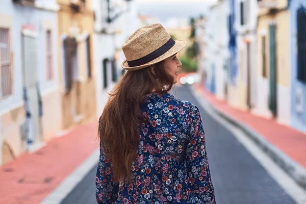 Back View Young Long Haired Woman Hat Walking Street Small — Stock Photo, Image