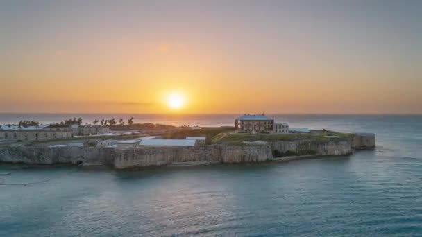 Kings Wharf, Bermuda Isola d'Irlanda - 20 APR 2019: Museo Nazionale delle Bermuda — Video Stock