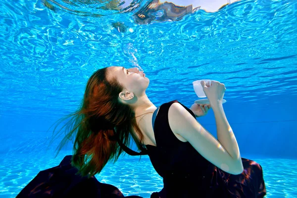 Young Girl Red Hair Beautiful Dress Swimming Underwater Pool Blue — Stock Photo, Image
