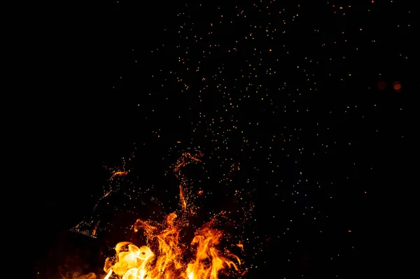 Close View Burning Campfire Dark Abstract Background — Stock Photo, Image