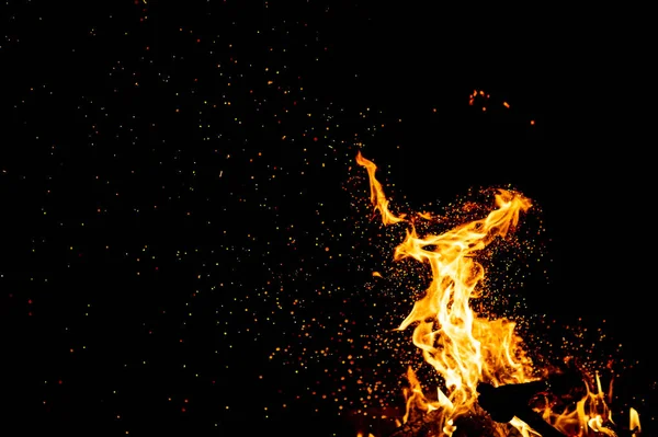 Close View Burning Campfire Dark Abstract Background — Stock Photo, Image