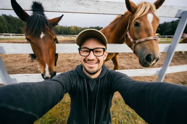 Camera Point View Young Man Taking Selfie Domestic Horses — Stock Photo, Image