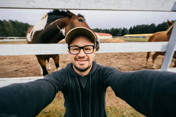 Camera Point View Young Man Taking Selfie Domestic Horses — Stock Photo, Image