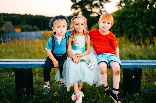 Cute Happy Kids Summer Day Countryside — Stock Photo, Image