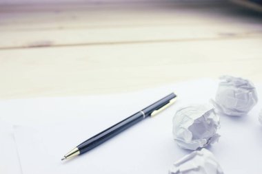 Masaüstü üzerindeki iş kavramı belgeler
