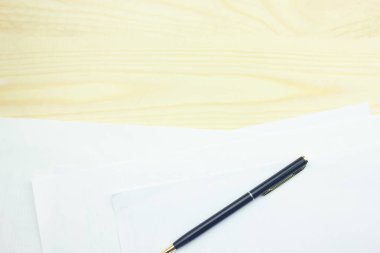 Masaüstü üzerindeki iş kavramı belgeler