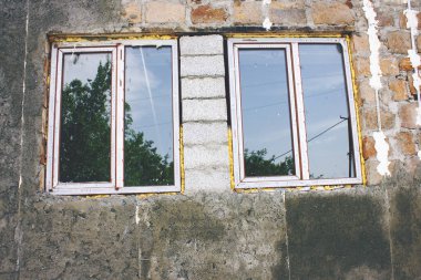 Eski pencereleri tamir et yenisini değiştir