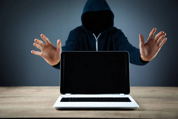 Хакер Ноутбуком Комп Ютерна Злочинність — стокове фото