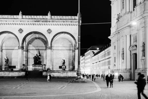 Night at Odeonsplatz in Munich