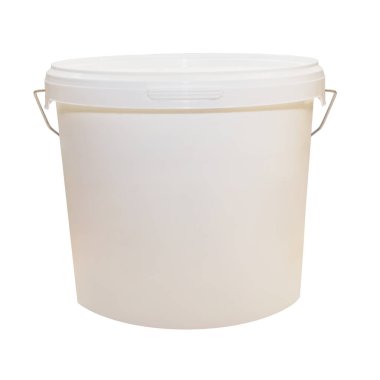 Beyaz plastik kova gıda ürünleri, boya için. 900 ml, 5 kg. Seçilen yol. Ambalaj mockup şablonu. Önden görünüm, oradaki kolu. Beyaz arka plan üzerinde izole.
