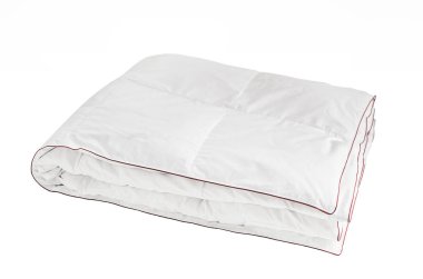 izole beyaz zemin üzerine beyaz battaniye