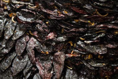 Mexico City 'deki San Juan pazarında kurutulmuş acı biber..